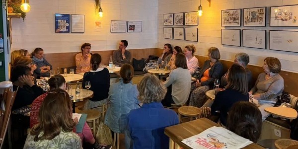 La librairie L'Étagère à Saint-Malo organise une rencontre avec Félicité de Carayon 